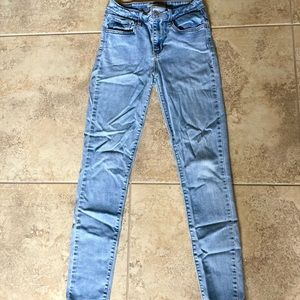 Levi’s - 721 Jeans - Size 27
